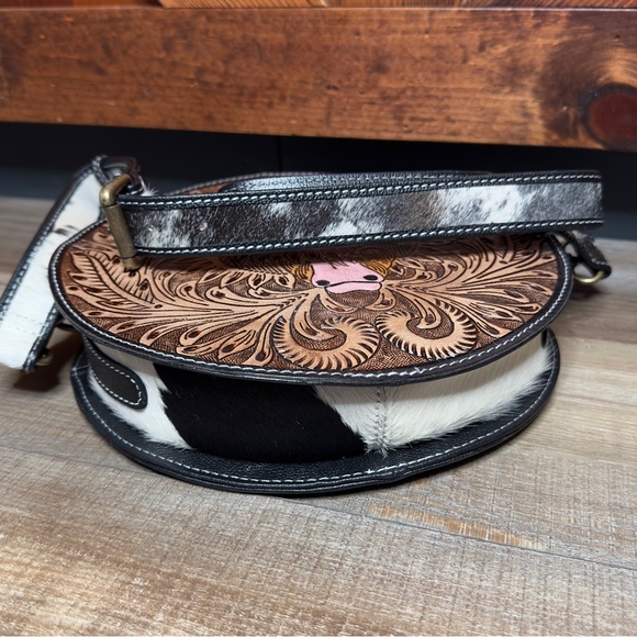 Night Gaze Hand-Tooled Round Bag
